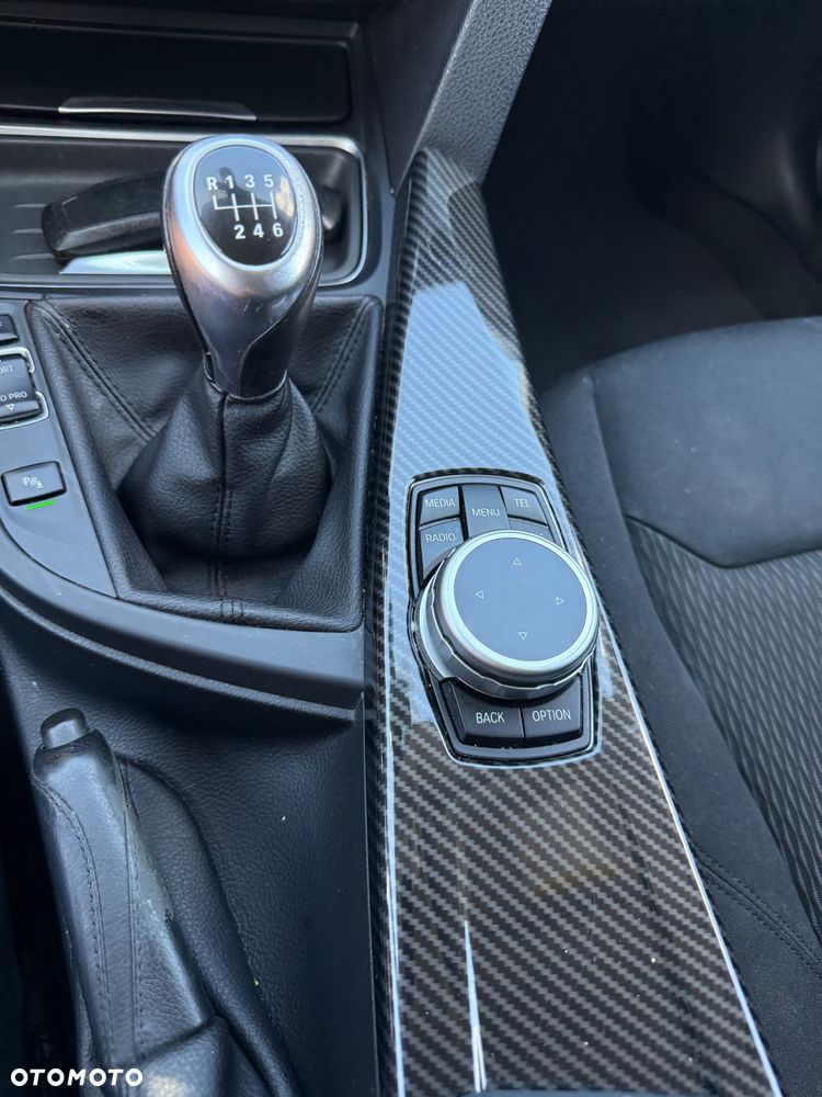 BMW Seria 3 316d M Sport - 12