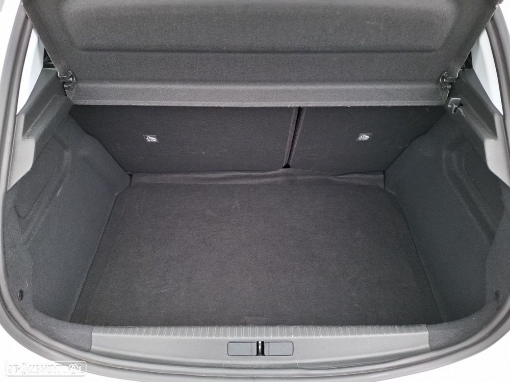 Opel Corsa 1.2 - 22