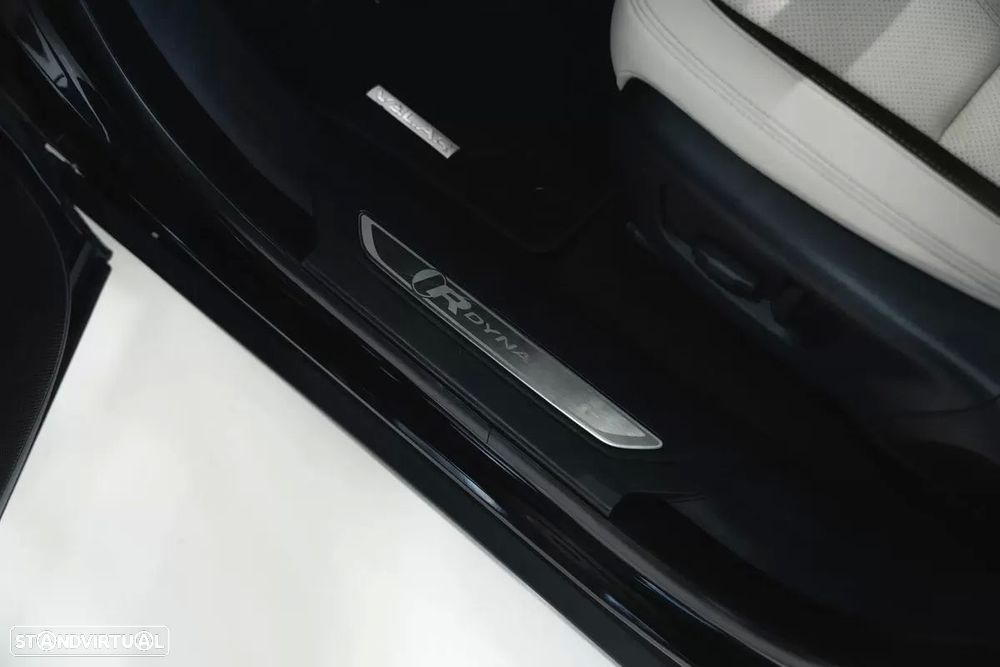 Land Rover Range Rover Velar 3.0 D R-Dynamic HSE - 24