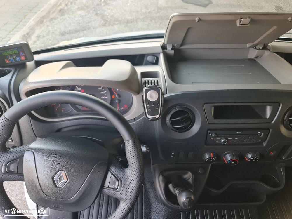 Renault Master L2H2 2.3 dCi 125cv – 7 Lugares – c/ IVA Dedutível - 25