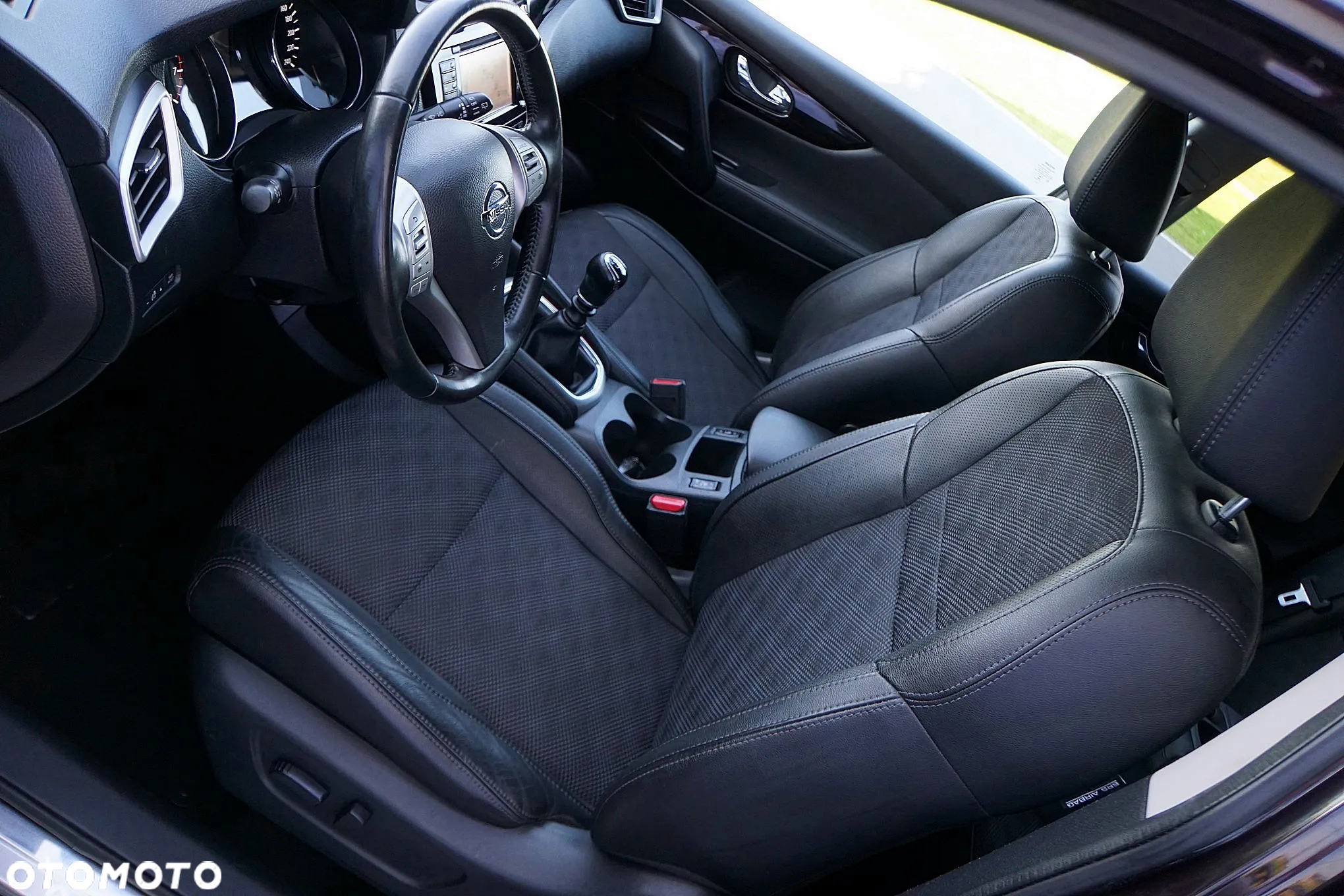 Nissan Qashqai 1.6 DIG-T Tekna+ - 22