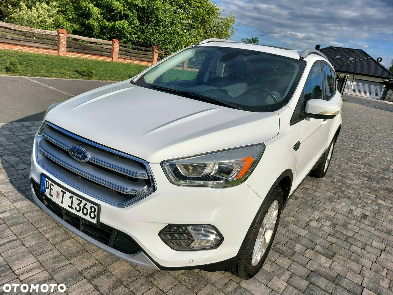 Ford Kuga - 11