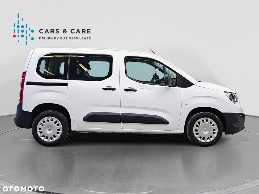 Opel Combo 1.5 DT Edition 102KM - 27