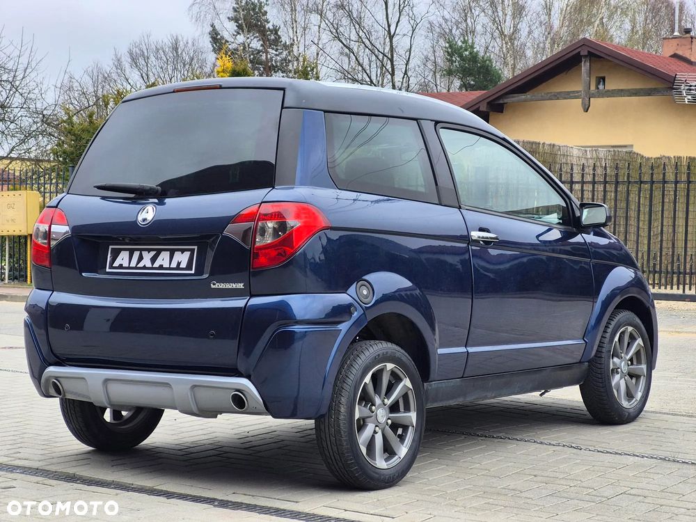 Aixam Crossover - 15