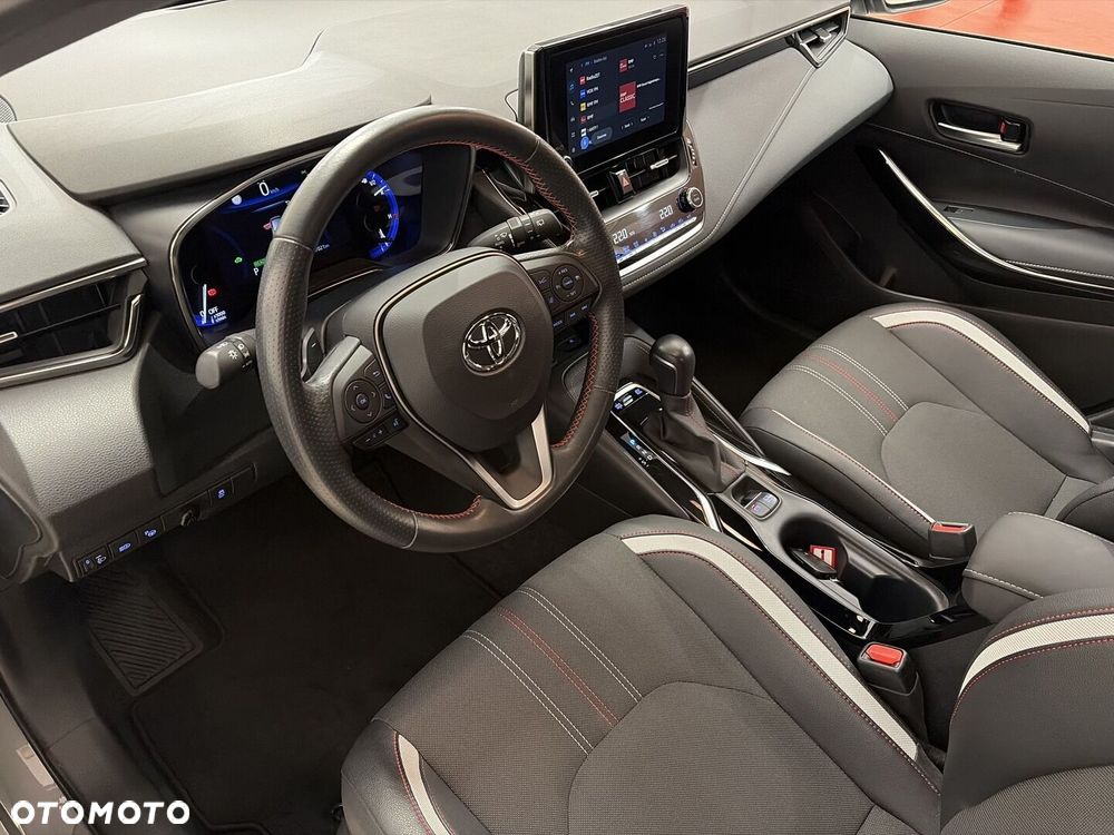 Toyota Corolla 2.0 Hybrid GR Sport - 11