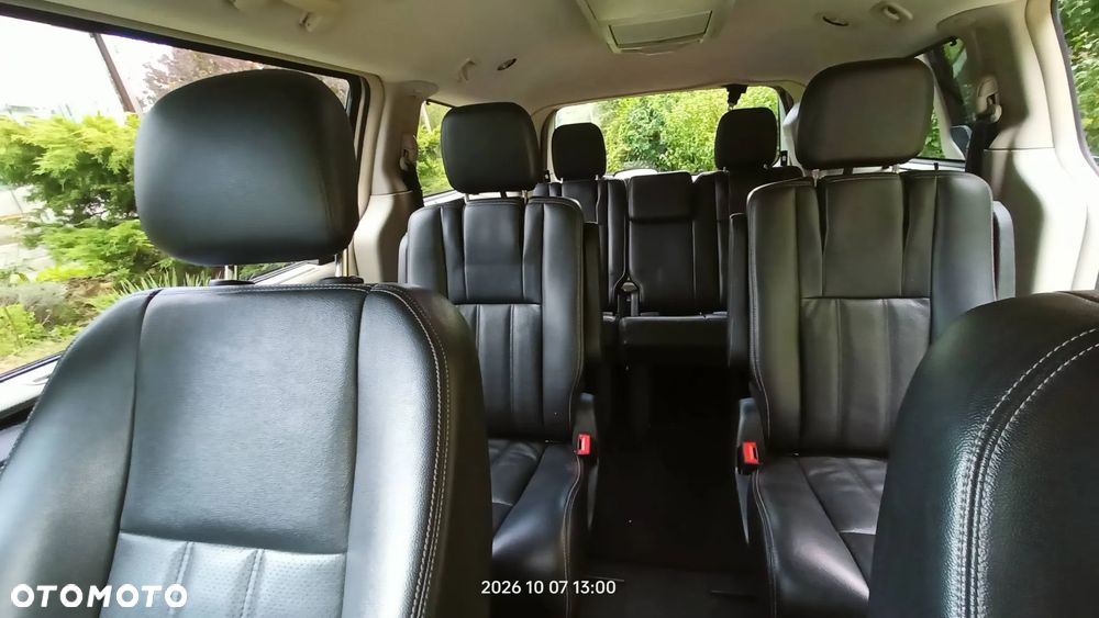 Chrysler Town & Country 3.6 Touring - 10