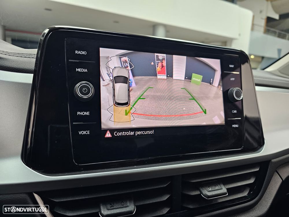 VW T-Roc 1.0 TSI Urban - 6