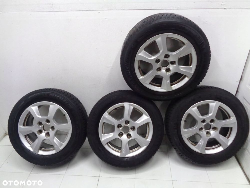audi a4 a5 8k 8t koła felgi aluminiowe r16 7,5j et 46 8k0601025f - 1