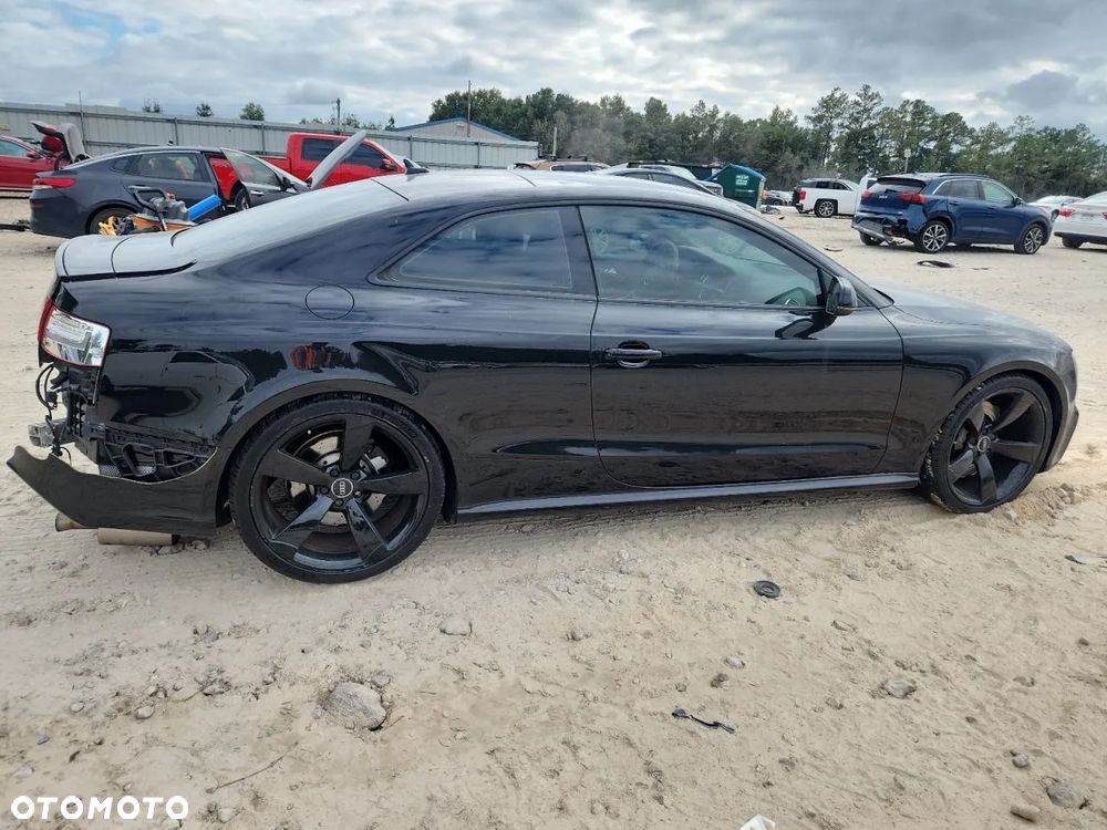 Audi RS5 Coupé - 4