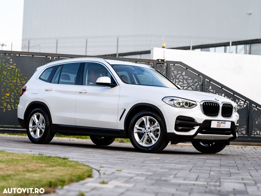 BMW X3 xDrive20d AT Luxury Line - 12