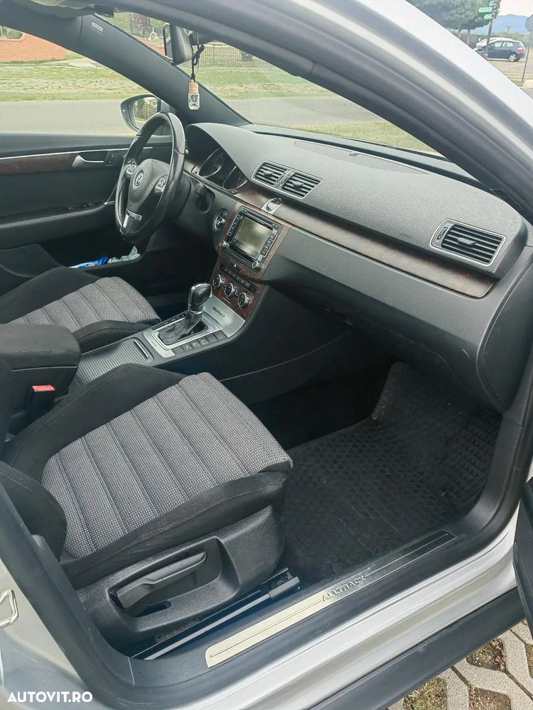 Volkswagen Passat Alltrack 2.0 TDI 4Motion DSG BlueMotion Tec - 12