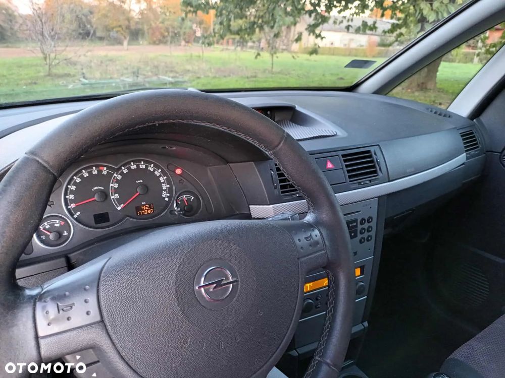 Opel Meriva - 15