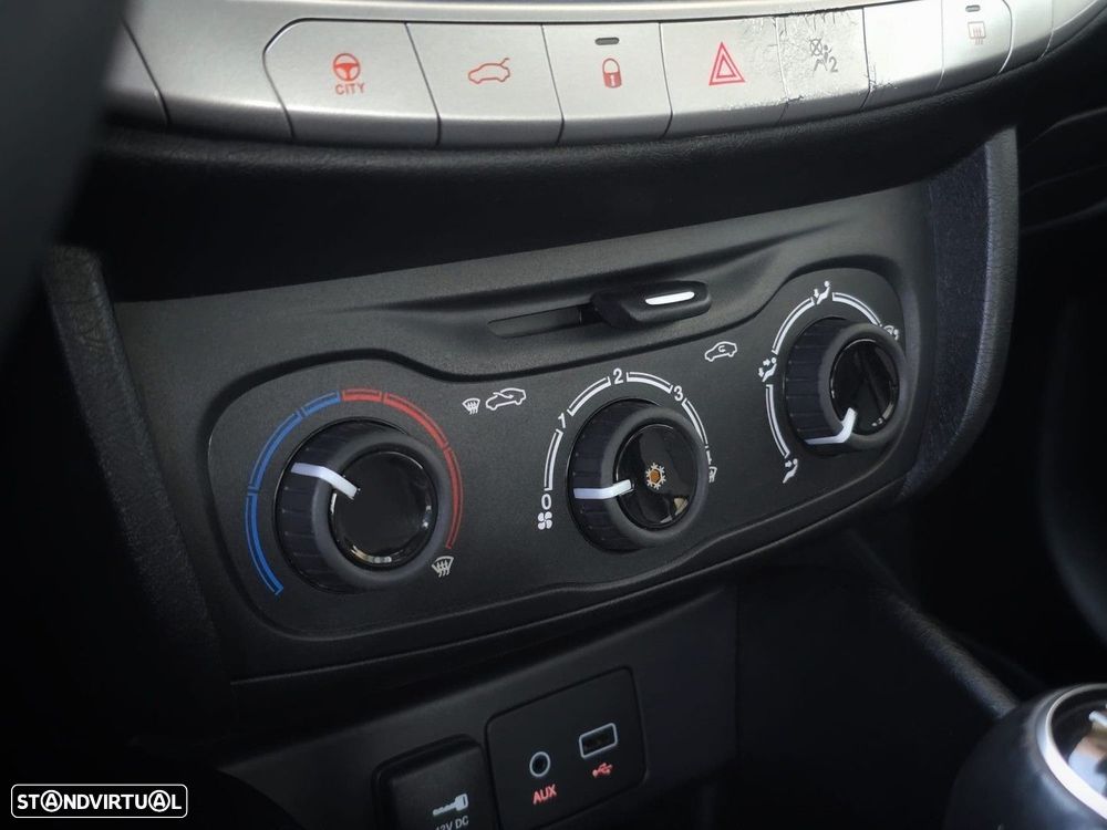 Fiat Tipo 1.4 16V Pop - 21
