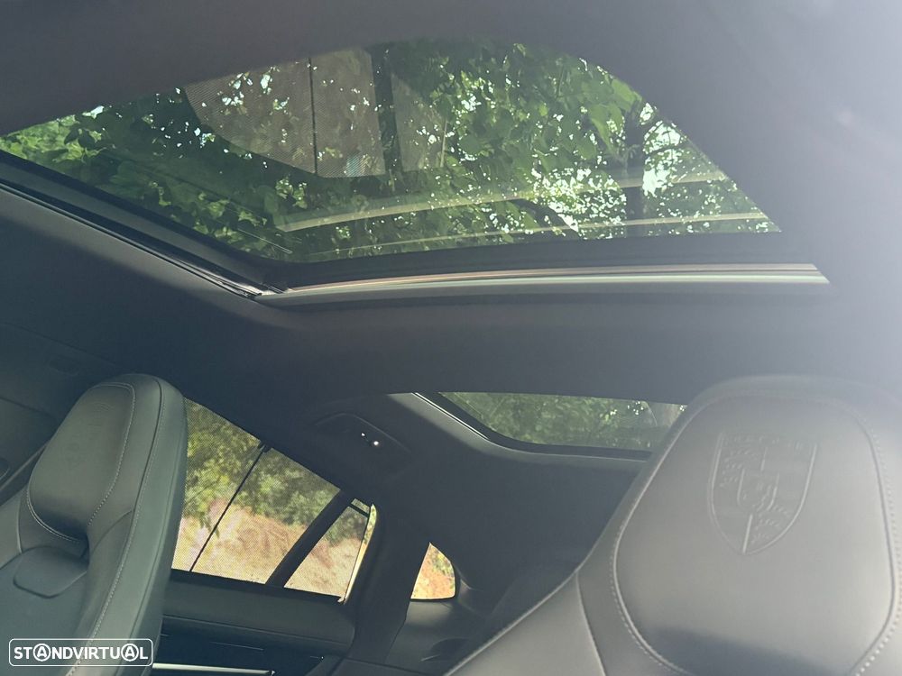 Porsche Panamera 4S E-Hybrid - 11