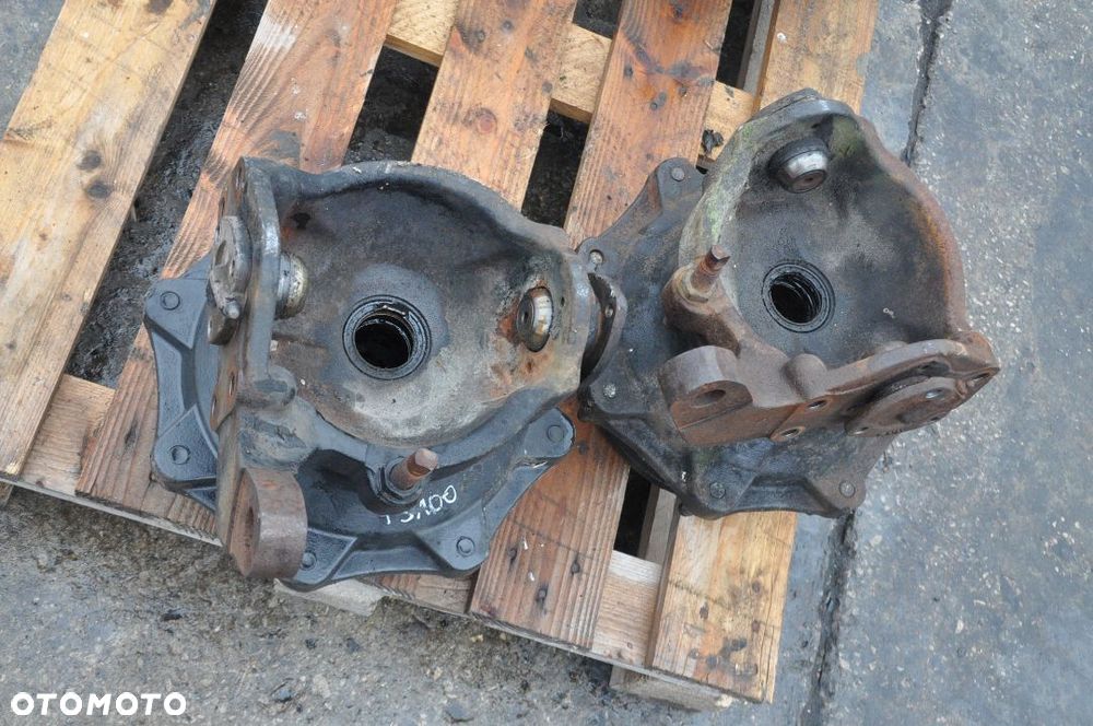 ZWOLNICA PIASTA ZWROTNICA NEW HOLLAND CASE 87574128 - 3
