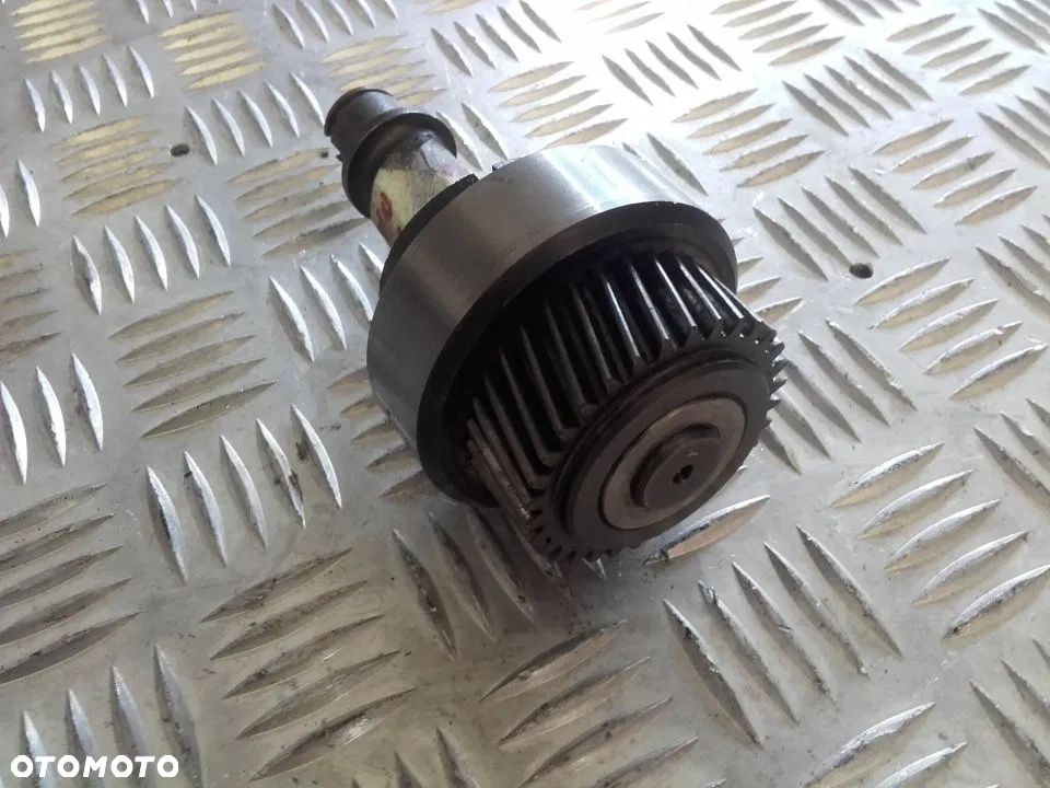 WAŁEK POMPY WTRYSKowej kubota d 1105 - 2