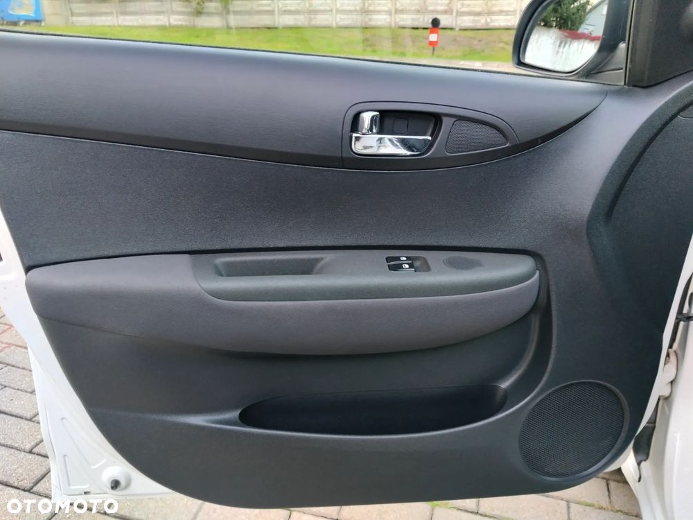 Hyundai i20 - 11