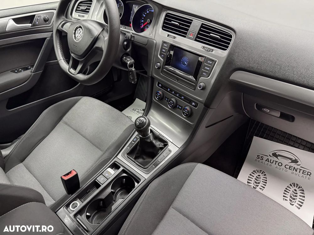 Volkswagen Golf 1.2 TSI BMT Trendline - 16