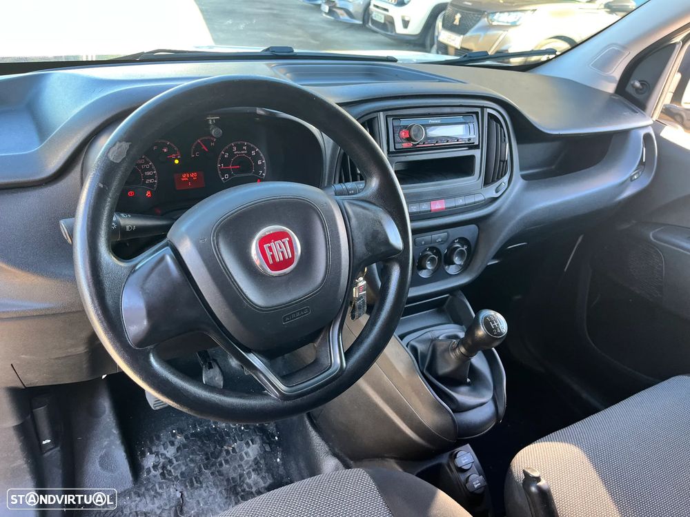 Fiat DOBLO 95cv COM AC - 8