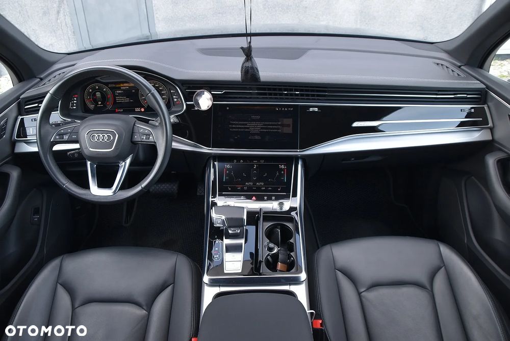 Audi Q7 50 TDI quattro tiptronic S line - 29