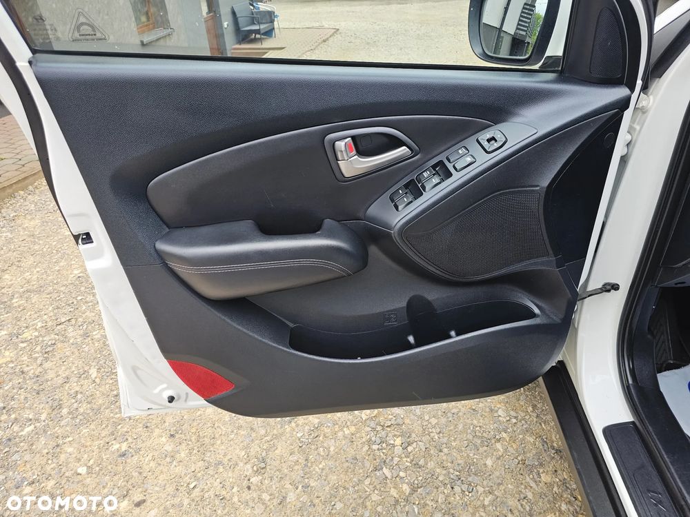 Hyundai ix35 - 12