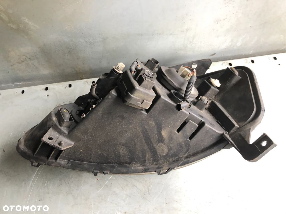 LA-8 . Lampa Reflektor Prawy Przód Volkswagen Fox (2005-2011) - Gwarancja Wysyłka - 4