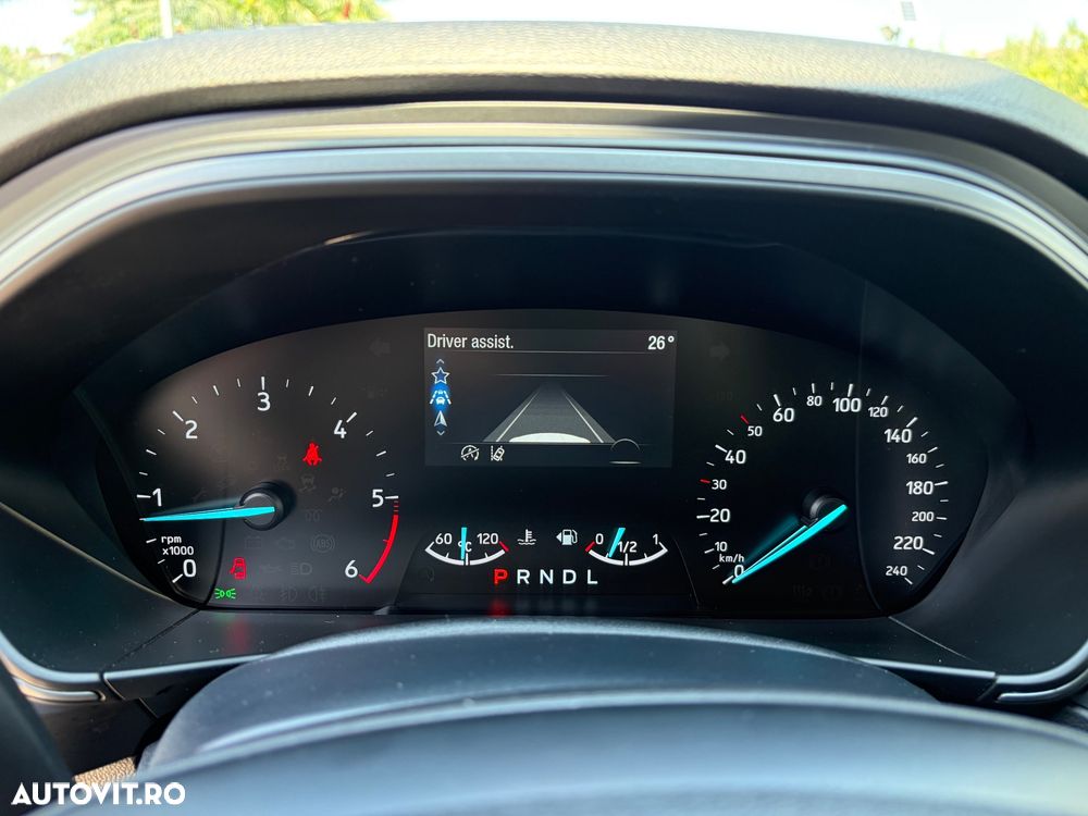 Ford Focus 1.5 EcoBlue Titanium - 12