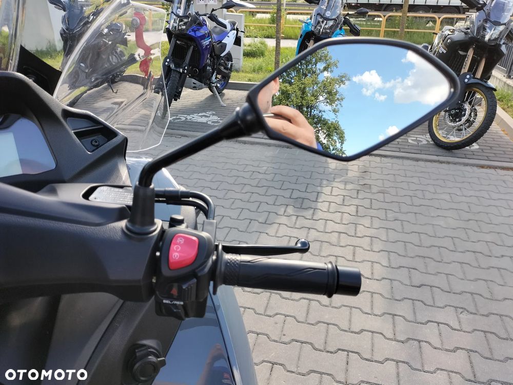 Yamaha MT - 16