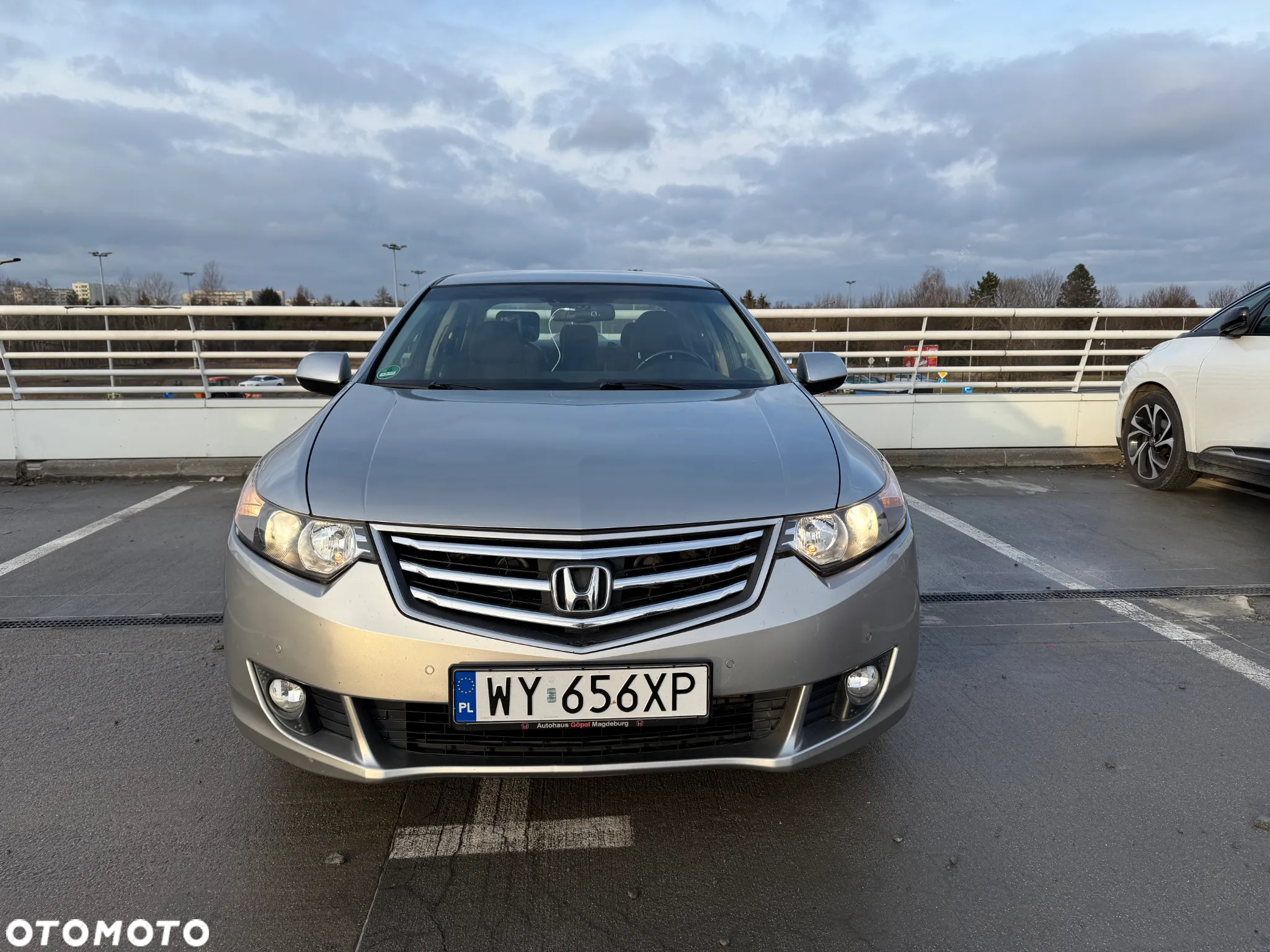Honda Accord 2.0 Elegance - 2