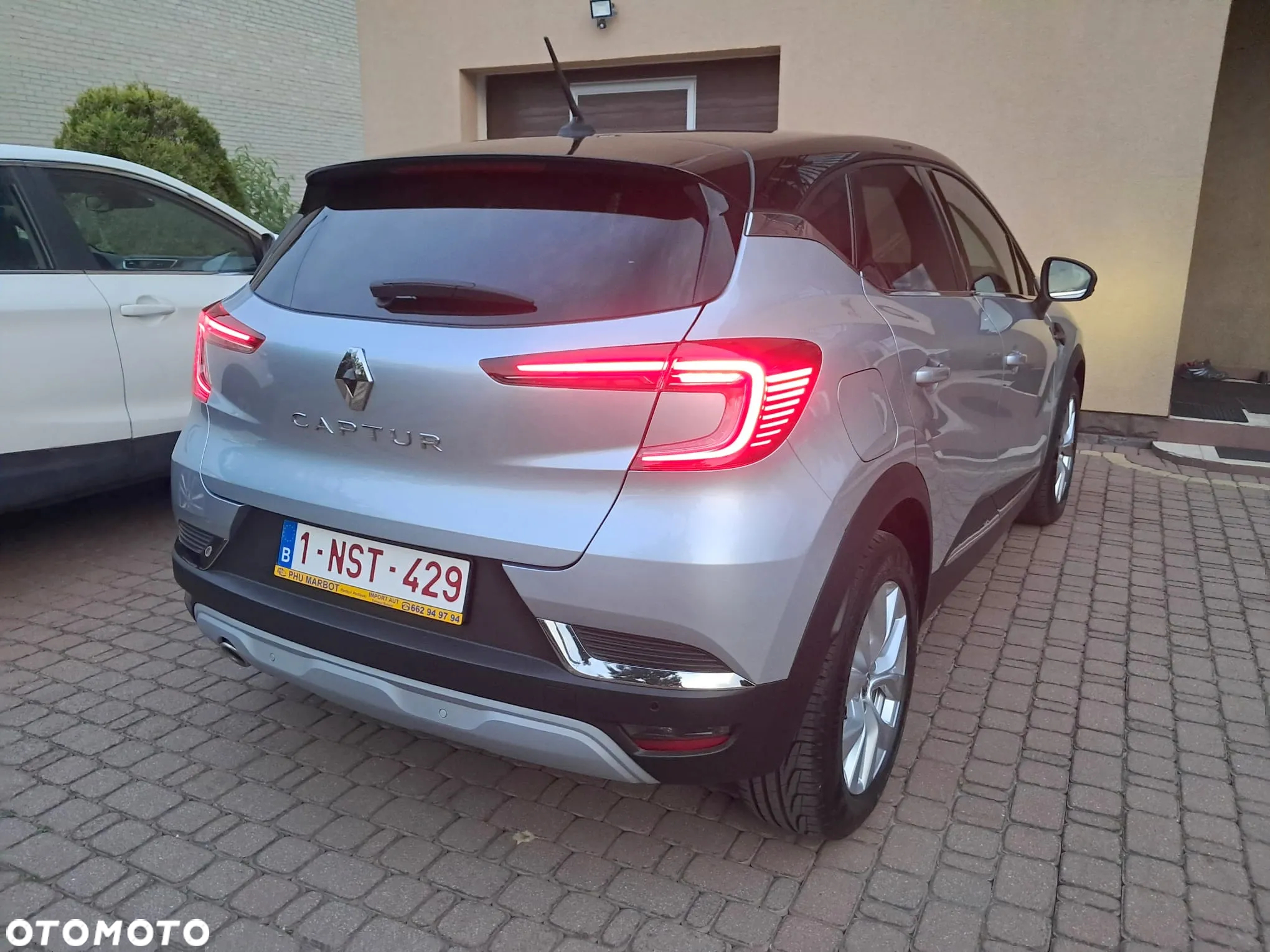 Renault Captur BLUE dCi 115 INTENS - 23
