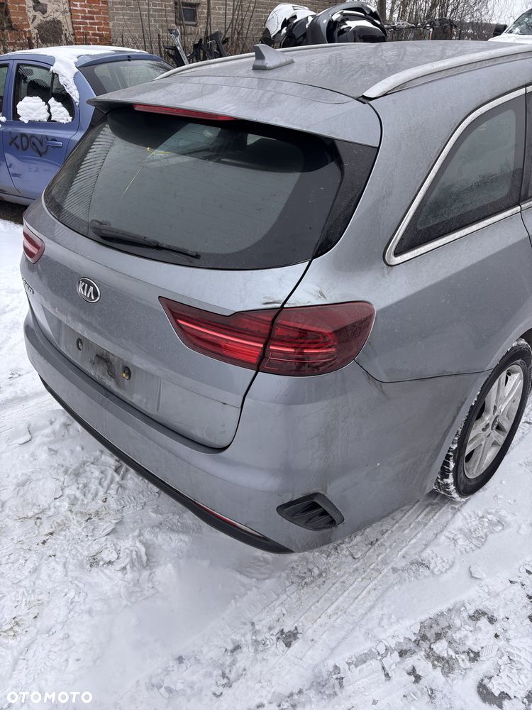 Kia Ceed III 3 Kombi Klapa Bagażnika Lampy Zderzak tylny Tył kolor CS - 2