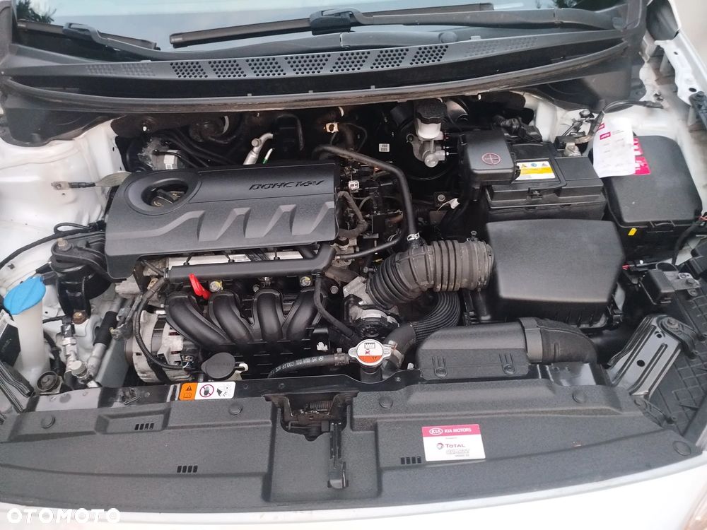 Kia Ceed - 8