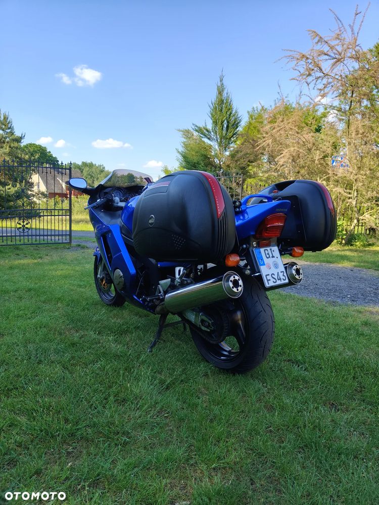 Honda CBR - 3