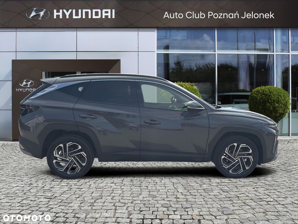Hyundai Tucson - 4