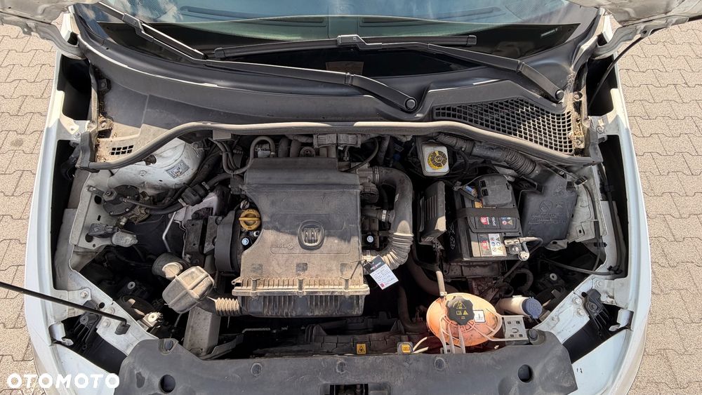Fiat Tipo - 18
