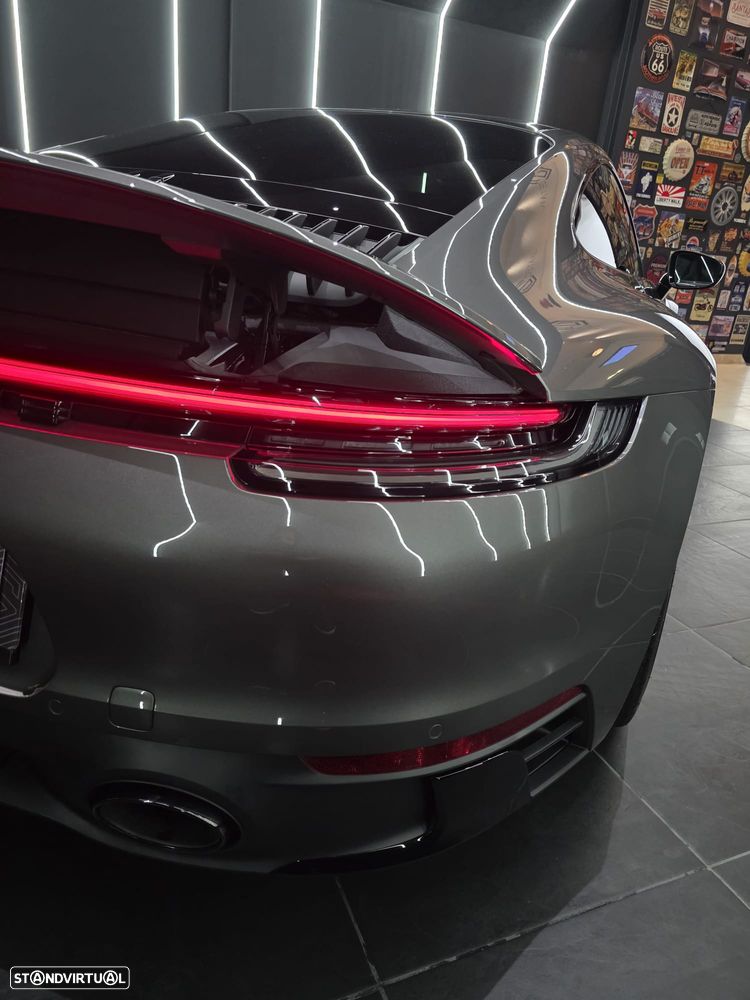 Porsche 911 (992) Carrera 4 GTS PDK - 25