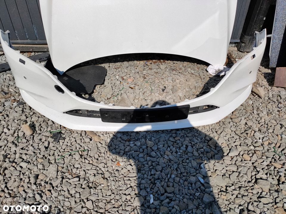 Zderzak Mazda 5 - 1