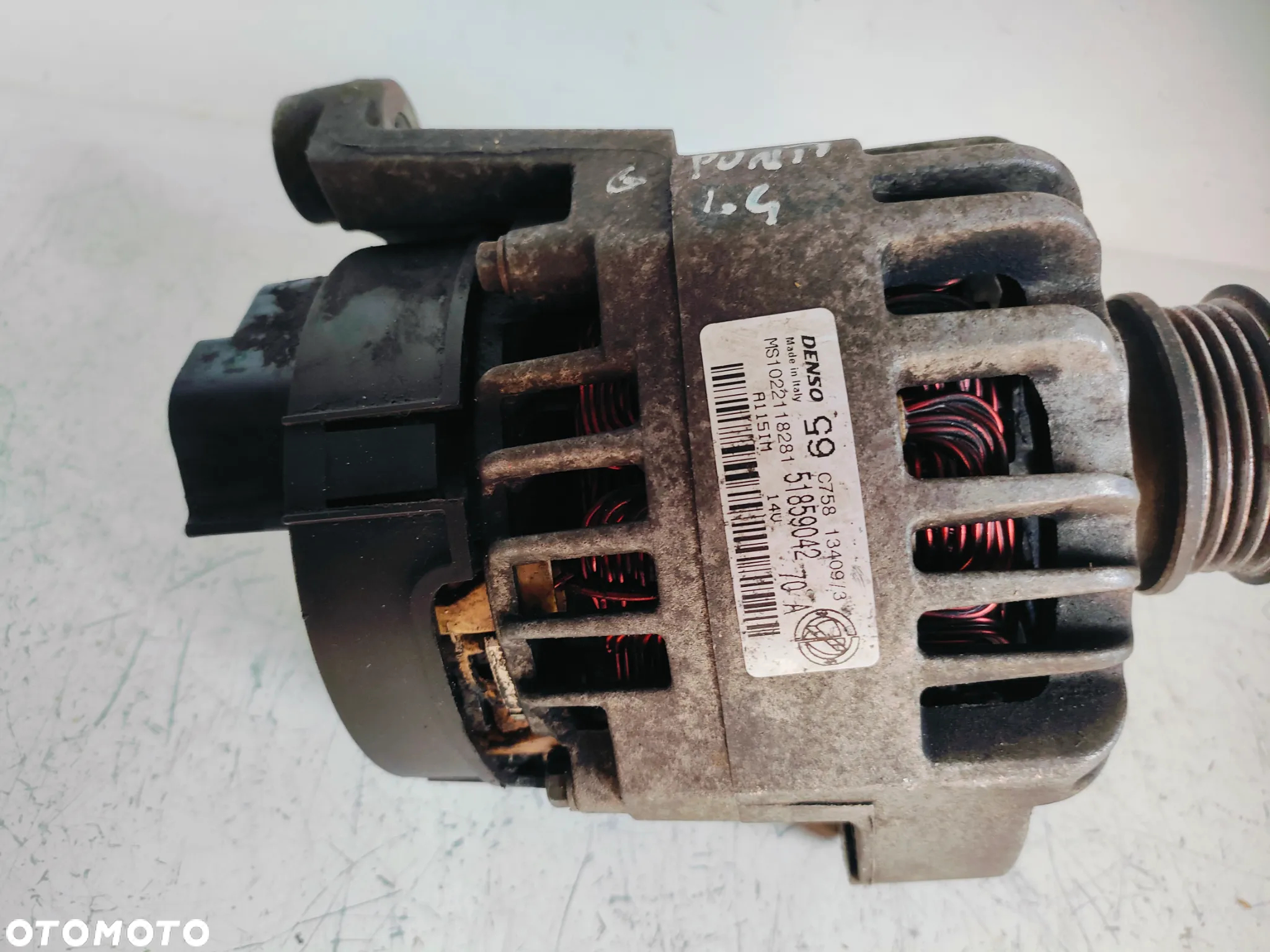 FIAT Grande punto 05- 1.4 Alternator 51859042 70A - 3