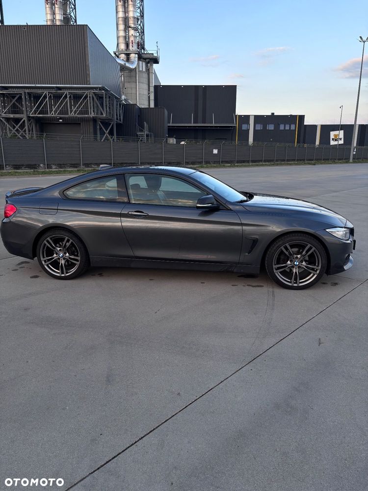 BMW Seria 4 420i Coupe - 5