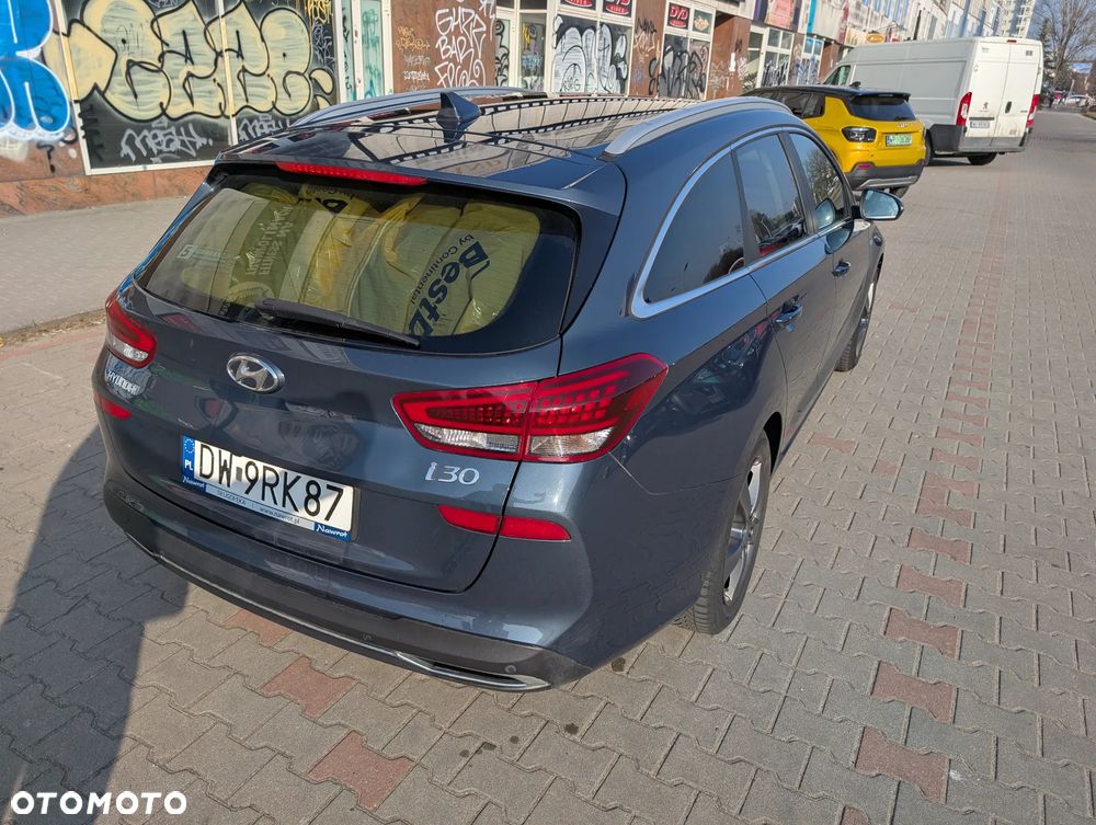Hyundai i30 1.5 T-GDI 48V Premium DCT - 6
