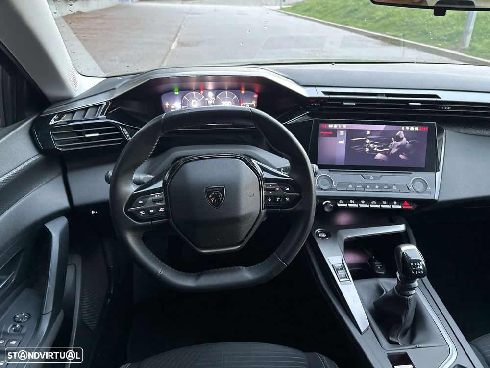 Peugeot 308 1.2 PureTech Active J17 - 16