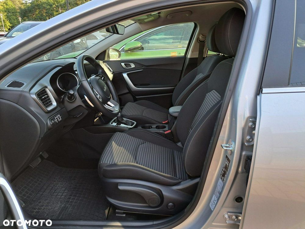 Kia Ceed 1.5 T-GDI M - 12