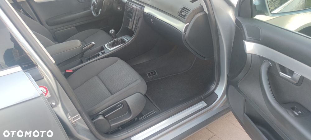 Audi A4 Avant 1.8 T - 22