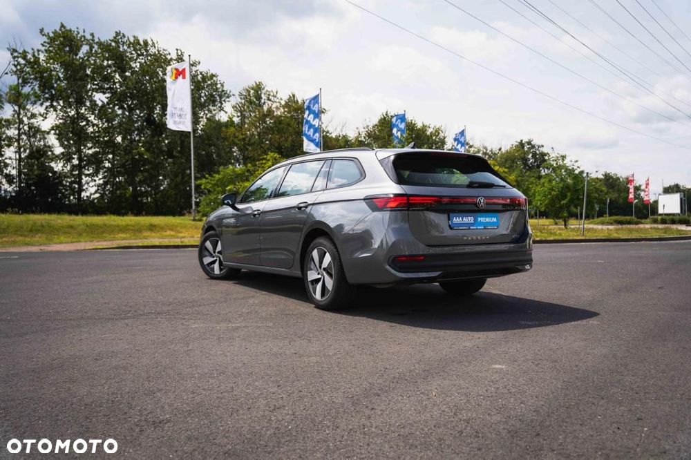 Volkswagen Passat Variant - 6