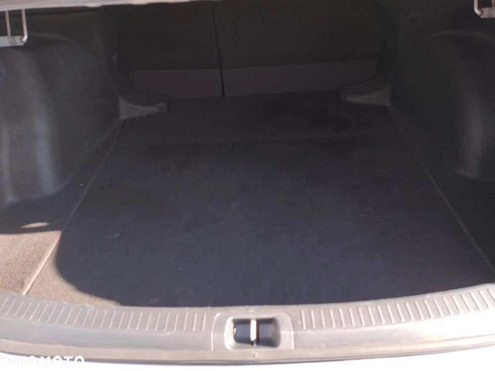 Toyota Corolla 1.8 Hybrid Comfort - 18