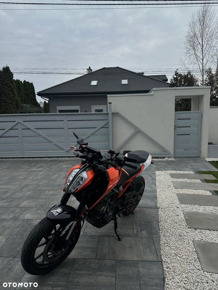 KTM Duke - 5