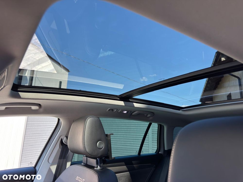 Skoda Superb 2.0 TDI SCR 4x4 Scout DSG - 36