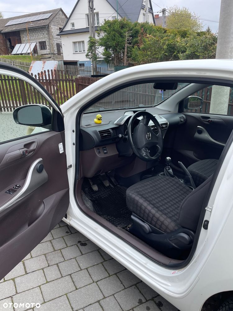 Toyota iQ 1.0 Luna - 9