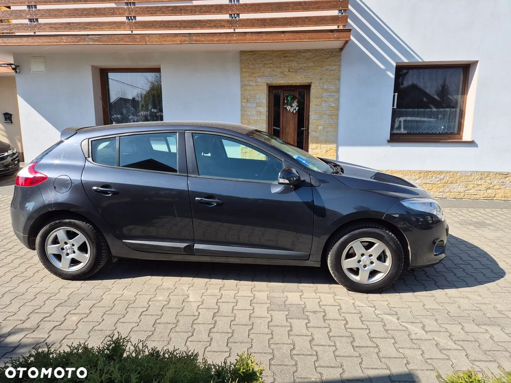 Renault Megane 1.6 16V 100 Authentique - 5
