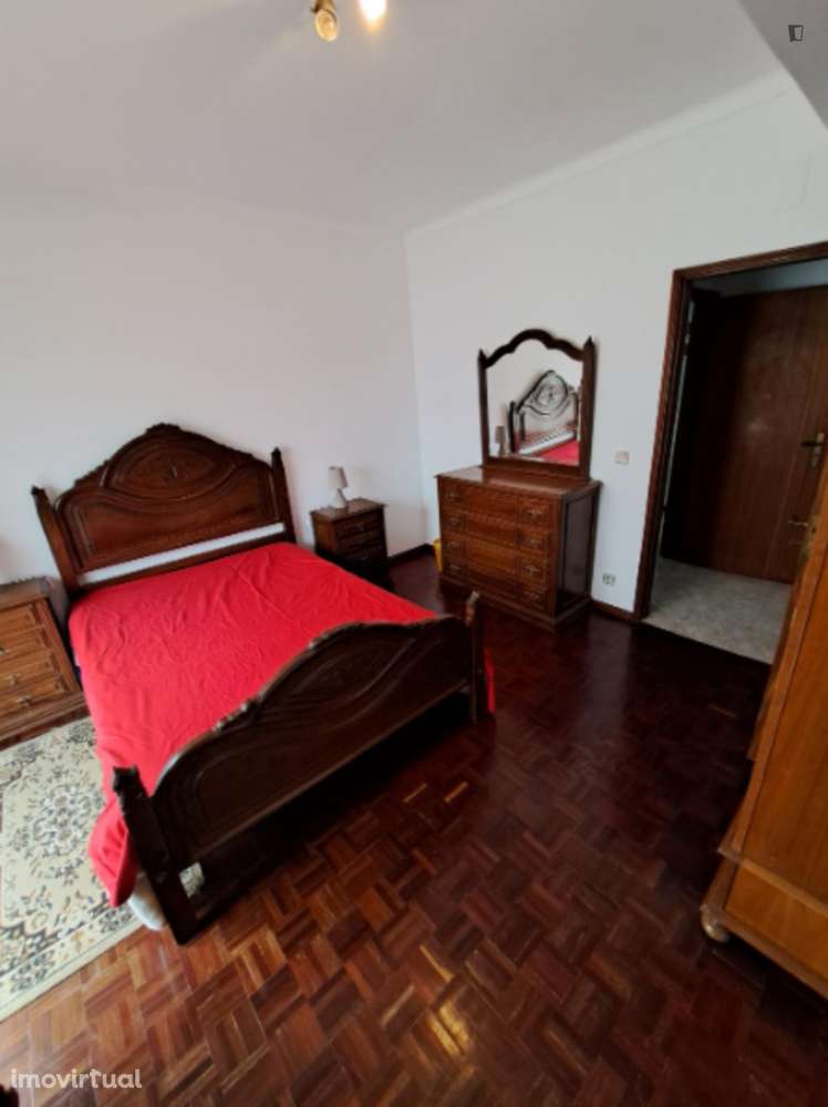 Quarto - localizado em Coselhas Coimbra - Grande imagem: 2/8